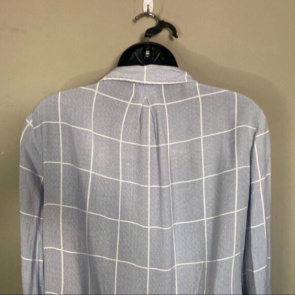 SIM & Sam Blue Plaid Button down 3/4 sleeves hi-low blouse - Picture 4 of 9